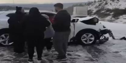 Gölbaşı'nda sağanak ve dolu kazaya neden oldu