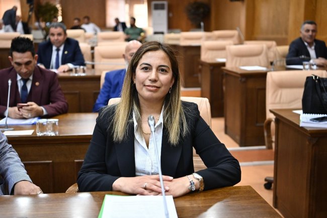 sibel-emre-kimdir.jpg