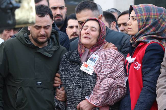 sehit-astsubay-son-yolculuguna-ugurland-531252-157351.jpg