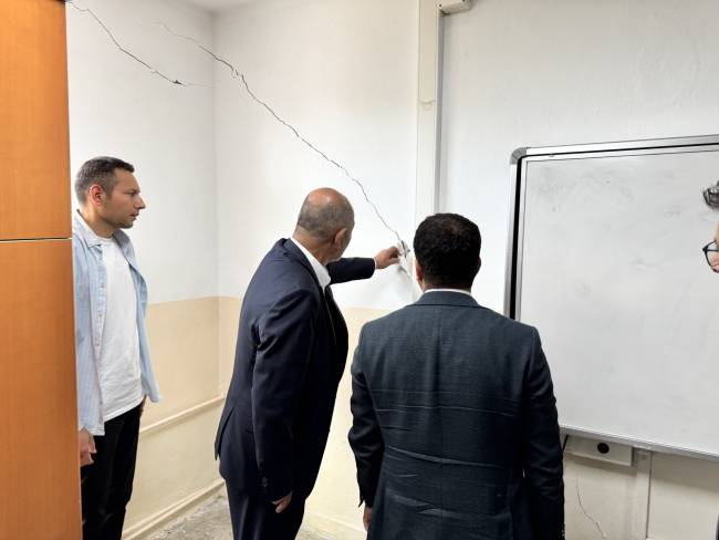 ankarada-4-1-buyuklugunde-deprem-2-908357-269892.jpg