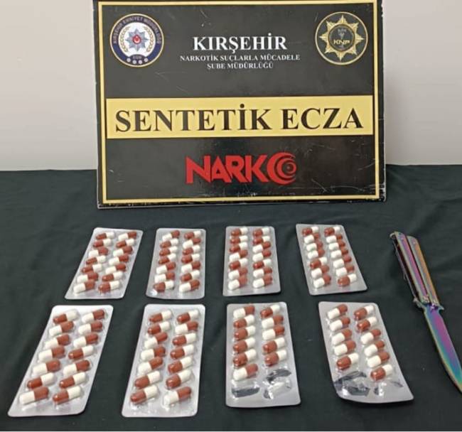 aa-20251028-39542570-39542569-kirsehirde-uyusturucu-operasyonunda-2-supheli-yakalandi.jpg